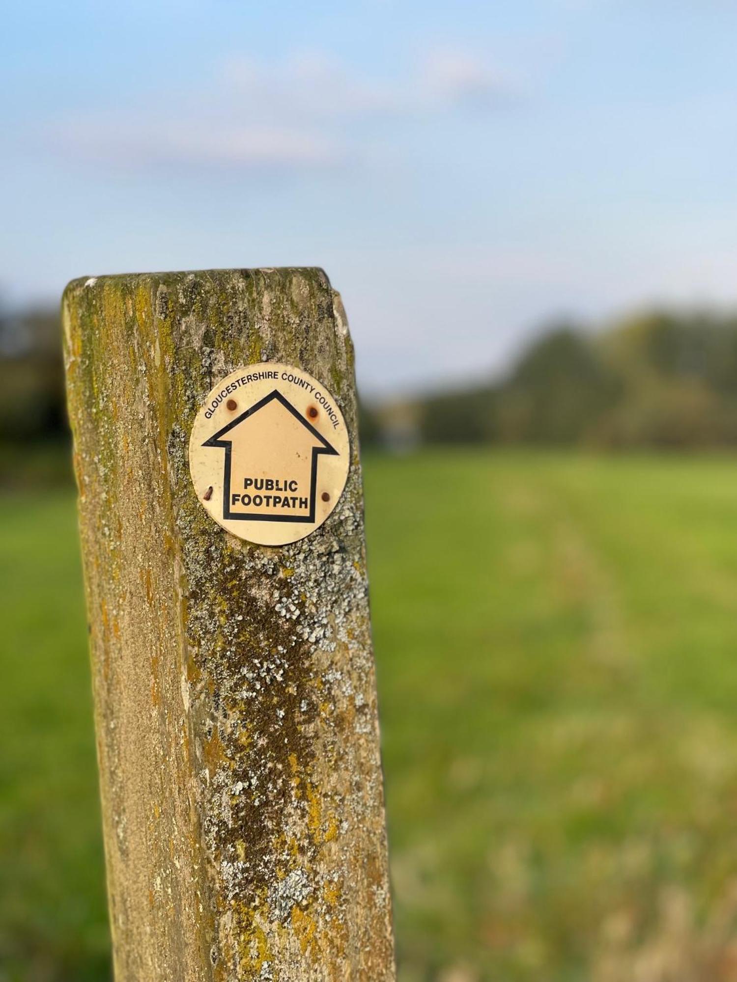 Severnside Boat And Caravan Park Gloucestershire - Caravan 1 Deerhurst ภายนอก รูปภาพ